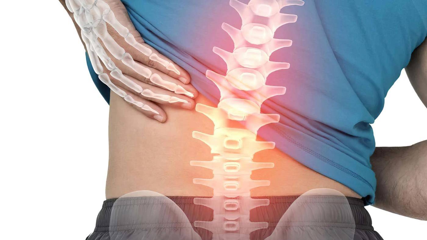 Yaş Almak Omurga Ağrılarıyla Yaşamak Zorunda Olduğumuz Anlamına Gelmez